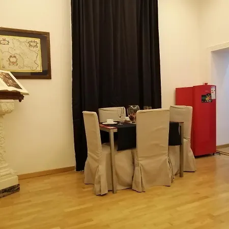 Apartment La Dimora Dei Borbone *